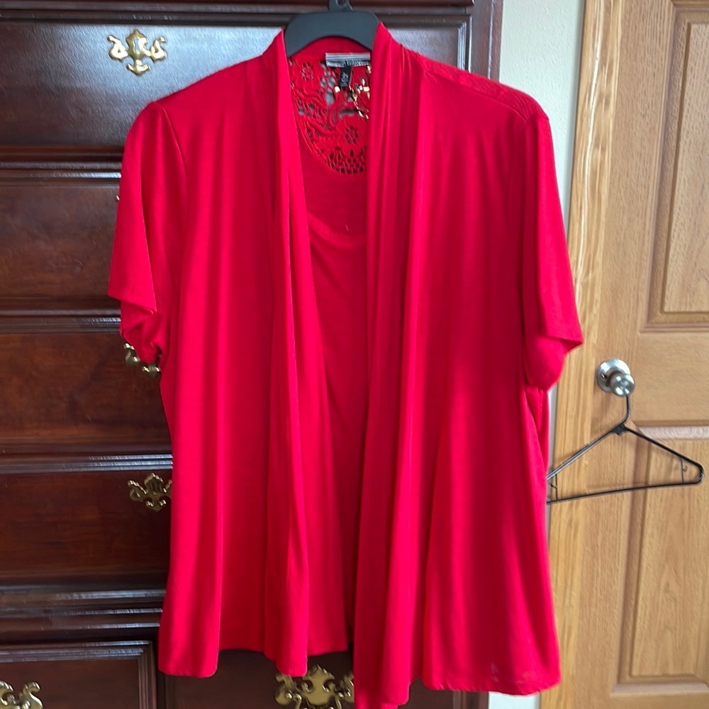 Red one piece shirt sewn in.